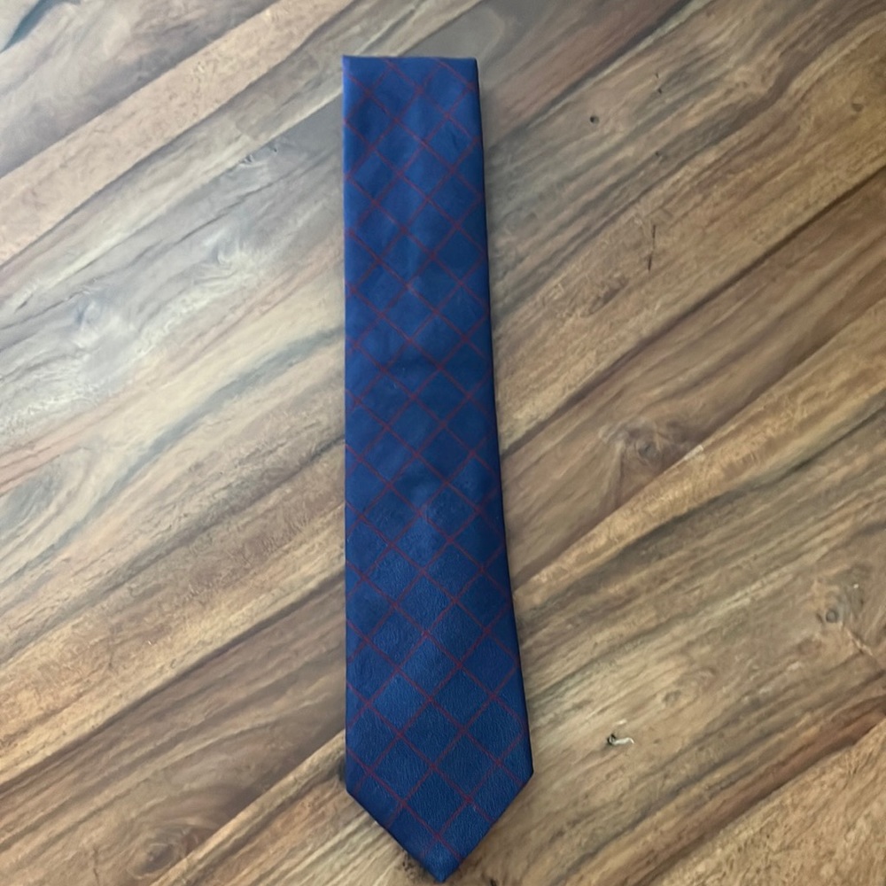 100% Cotton Thomas Pink Tie